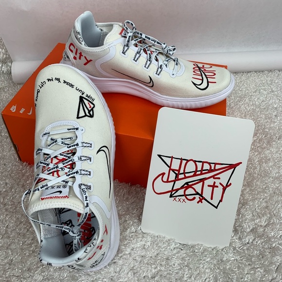 nike free run t shirt